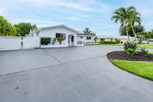7951 W Lake Dr, Lake Clarke Shores, FL 33406 - Photo 55