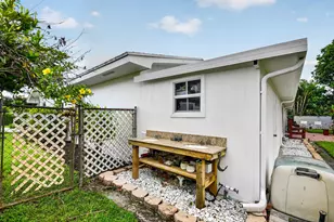 7951 W Lake Dr, Lake Clarke Shores, FL 33406 - Photo 57