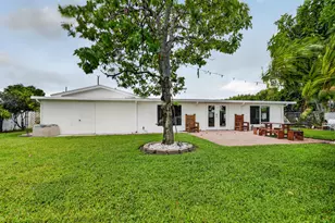 7951 W Lake Dr, Lake Clarke Shores, FL 33406 - Photo 5