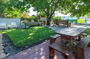 7951 W Lake Dr, Lake Clarke Shores, FL 33406 - Photo 43