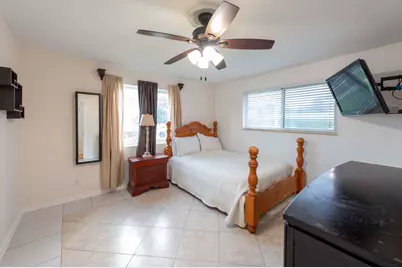 7951 W Lake Drive, Lake Clarke Shores, FL 33406 - Photo 45