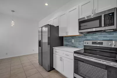 10788 Royal Caribbean Circle, Boynton Beach, FL 33437 - Photo 5