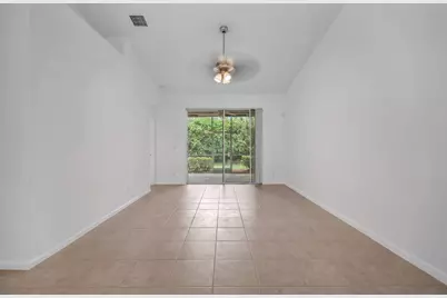 10788 Royal Caribbean Circle, Boynton Beach, FL 33437 - Photo 9
