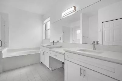 10788 Royal Caribbean Circle, Boynton Beach, FL 33437 - Photo 15