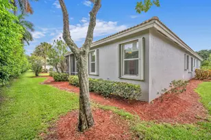10788 Royal Caribbean Cir, Boynton Beach, FL 33437 - Photo 25