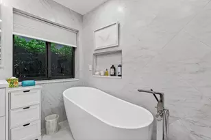 349 Seneca Ln, Boca Raton, FL 33487 - Photo 39