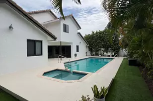 349 Seneca Ln, Boca Raton, FL 33487 - Photo 17