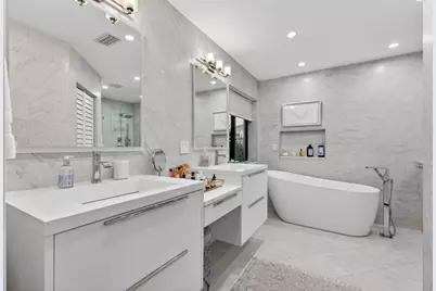 349 Seneca Lane, Boca Raton, FL 33487 - Photo 37