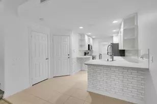 2889 E Community Dr, Jupiter, FL 33458 - Photo 11