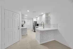 2889 E Community Dr, Jupiter, FL 33458 - Photo 9