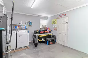 623 SW 35th St, Palm City, FL 34990 - Photo 9