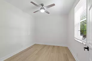 1127 Florida Ave, West Palm Beach, FL 33401 - Photo 15