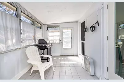 354 Manchester Street, Boca Raton, FL 33487 - Photo 9