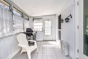 354 Manchester St, Boca Raton, FL 33487 - Photo 9