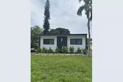 354 Manchester Street, Boca Raton, FL 33487 - Photo 1