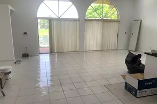 11585 N Quayside Dr, Cooper City, FL 33026 - Photo 3
