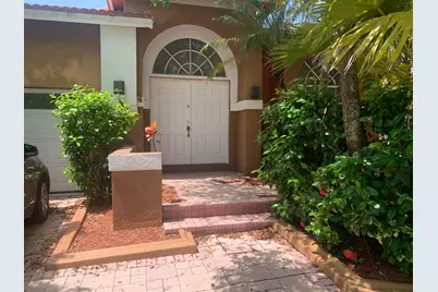 11585 N Quayside Drive, Cooper City, FL 33026 - Photo 1