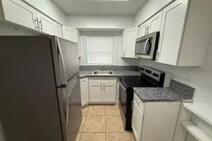 1941 NW 14th Ave, Fort Lauderdale, FL 33311 - Photo 13