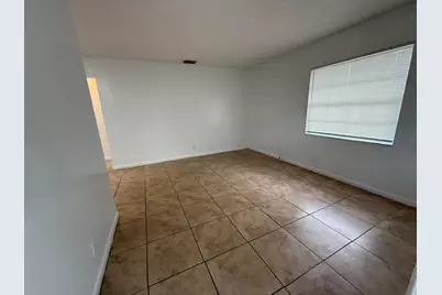 1941 NW 14th Avenue #D, Fort Lauderdale, FL 33311 - Photo 15