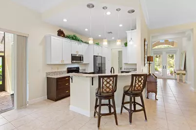 9301 Briarcliff Trace, Port Saint Lucie, FL 34986 - Photo 11
