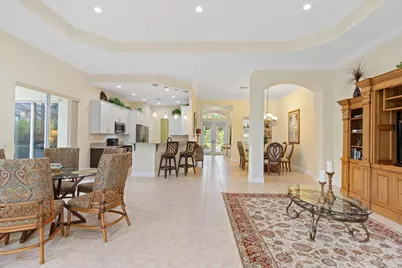 9301 Briarcliff Trace, Port Saint Lucie, FL 34986 - Photo 11