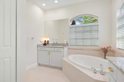 9301 Briarcliff Trace, Port Saint Lucie, FL 34986 - Photo 31