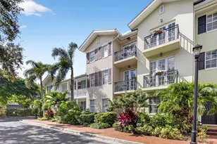 1054 E Heritage Club Cir, Delray Beach, FL 33483 - Photo 3