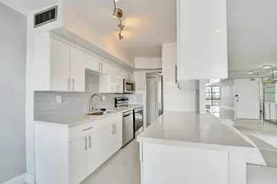 301 174th Street #1401, Sunny Isles Beach, FL 33160 - Photo 11