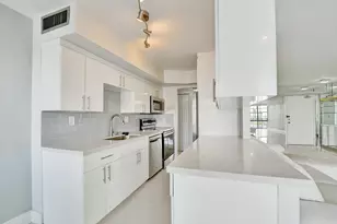 301 174th St, Sunny Isles Beach, FL 33160 - Photo 11