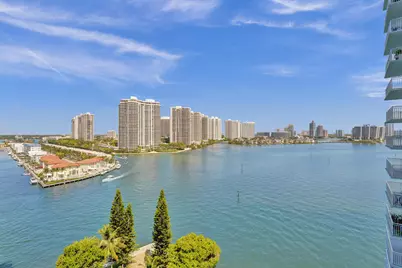 301 174th Street #1401, Sunny Isles Beach, FL 33160 - Photo 1