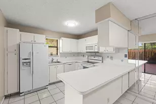 7633 Courtyard Run W, Boca Raton, FL 33433 - Photo 7
