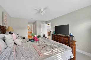 598 SW Kaabe Ave, Port Saint Lucie, FL 34953 - Photo 17