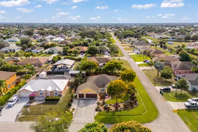 598 SW Kaabe Avenue, Port Saint Lucie, FL 34953 - Photo 27