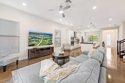 8023 Hobbes Way, Palm Beach Gardens, FL 33418 - Photo 13