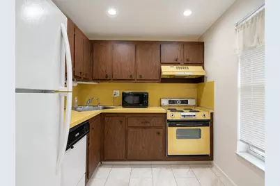 5901 NW 61st Avenue #105, Tamarac, FL 33319 - Photo 13