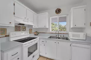 4 Garden St, Tequesta, FL 33469 - Photo 15