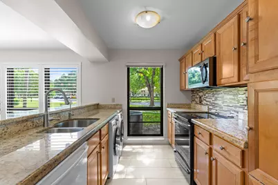 200 Brackenwood Terrace, Palm Beach Gardens, FL 33418 - Photo 11