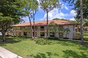 200 Brackenwood Terrace, Palm Beach Gardens, FL 33418 - Photo 3