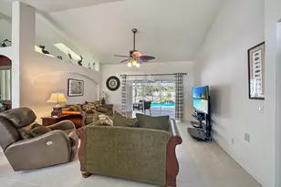 4105 Smokey Pines Ct, Fort Pierce, FL 34951 - Photo 5