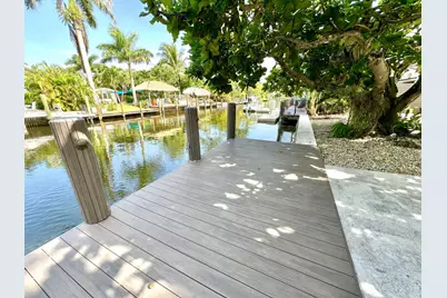 2001 N Victoria Park Road, Fort Lauderdale, FL 33305 - Photo 23