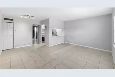 1470 N Dixie Highway #43, Fort Lauderdale, FL 33304 - Photo 3