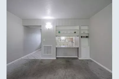 677 Royal Palm Boulevard #12, Vero Beach, FL 32960 - Photo 5