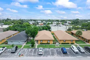 279 SW 1st St, Deerfield Beach, FL 33441 - Photo 1