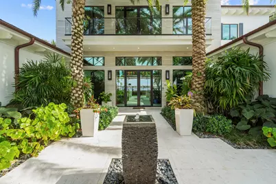 18714 Rio Vista Drive, Jupiter, FL 33469 - Photo 11