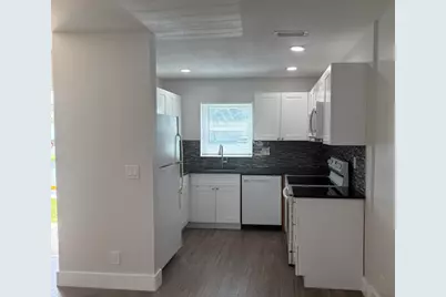 2930 Crosley Drive E #J, West Palm Beach, FL 33415 - Photo 11