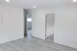 70 NW 13th Ave, Dania Beach, FL 33004 - Photo 11