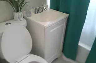 1780 NW 64th St, Miami, FL 33147 - Photo 9