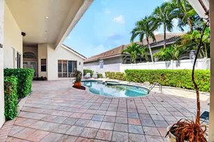 10694 Greenbriar Villa Dr, Lake Worth, FL 33449 - Photo 7