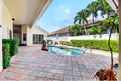 10694 Greenbriar Villa Drive, Lake Worth, FL 33449 - Photo 7