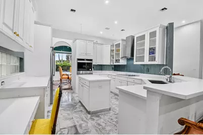10694 Greenbriar Villa Drive, Lake Worth, FL 33449 - Photo 17
